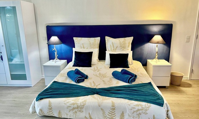 Caloura Condominio | Casa Caloura Ocean Deluxe Accommodation & SPA