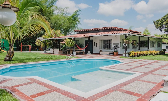 La Tebaida Cabaña | Casa de Campo Acogedora en el Quindío