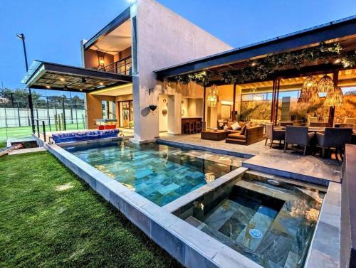 San Miguel de Allende Villa | Casa Capricho, 5BR Luxury Villa in Ventanas Golf & Resort Community