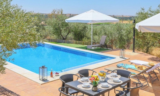 Almodovar del Río Villa | Casa Caraza Almodóvar del Río by Ruralidays