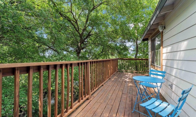 Rosewood Casa | Casa + Casita in Austin!