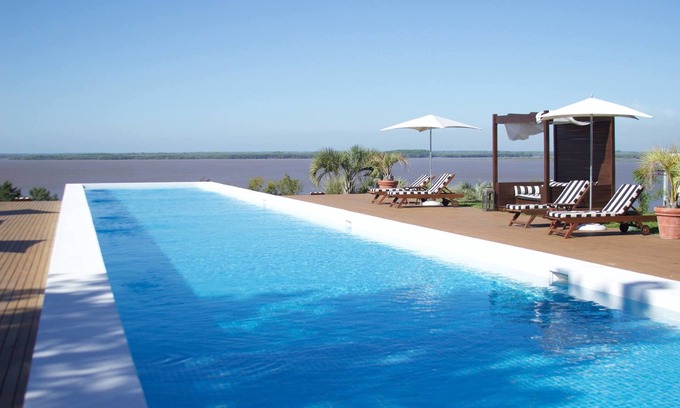 Nueva Palmira Hotel | Casa Chic Carmelo