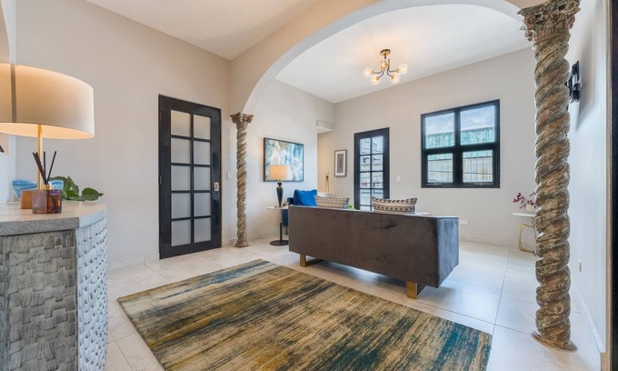 Santurce Casa | Casa Ciana
