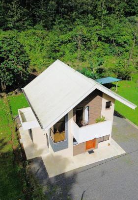 Bijagua Casa | Casa Colibrí