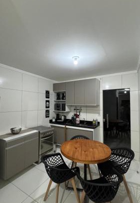 Juazeiro Casa | Casa com 2 Quartos Climatizados e Garagem