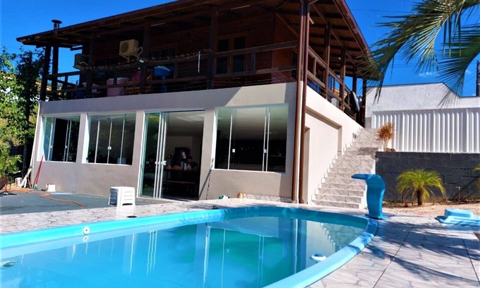Governador Celso Ramos Casa | Casa com Piscina em Governador Celso Ramos/SC
