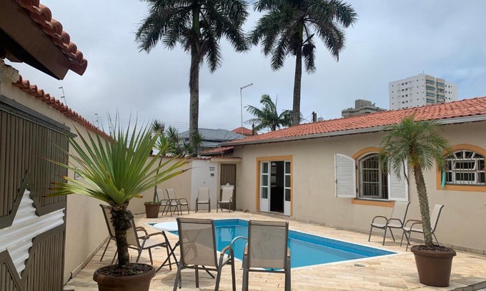 Florida Casa | casa com piscina a 100 mts a beira mar