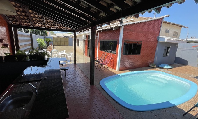 Foz do Iguacu Casa | Casa com Piscina e Áreas Gourmet com Churrasqueira em Foz do Iguaçu
