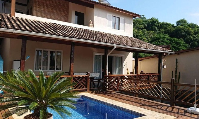 Veloso Casa | Casa com piscina e lazer completo em Ilhabela/SP