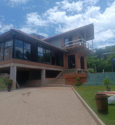 Torres Casa | Casa com piscina em Torres
