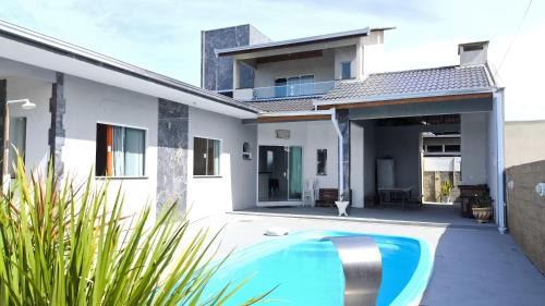 Itapoa Casa | Casa com piscina Itapoá Itapema do Norte