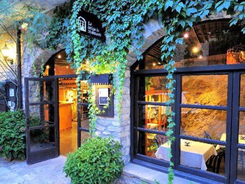 Montsonis Apartamento | Casa con chimenea - Casa Anina