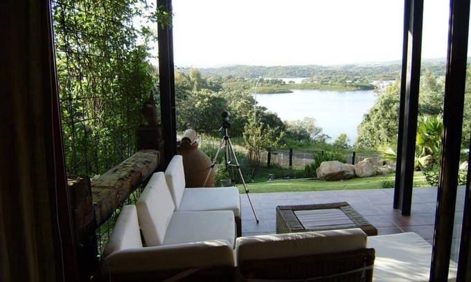 Guillena Casa | Casa con encanto frente al lago