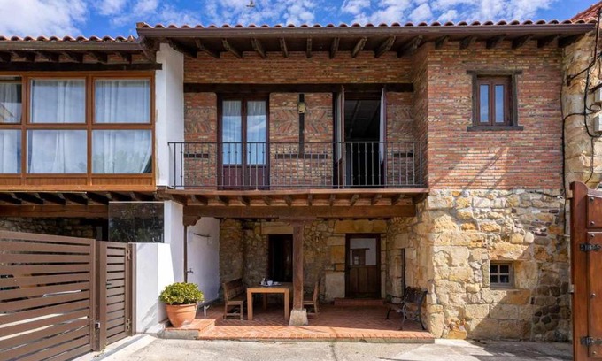 Miengo Chalet De Esquí | Casa con jardín cerca de la playa - El porton