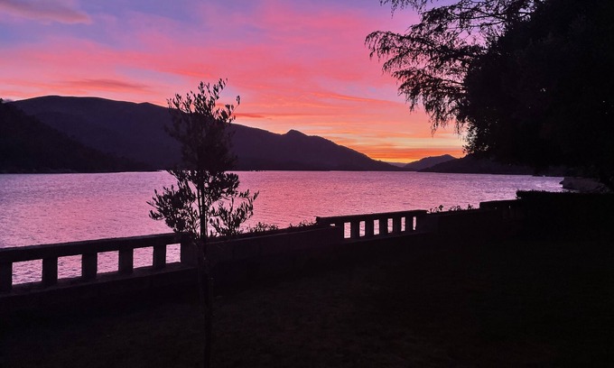 El Barraco Casa | Casa con magníficas vistas y acceso privado al embalse del Burguillo