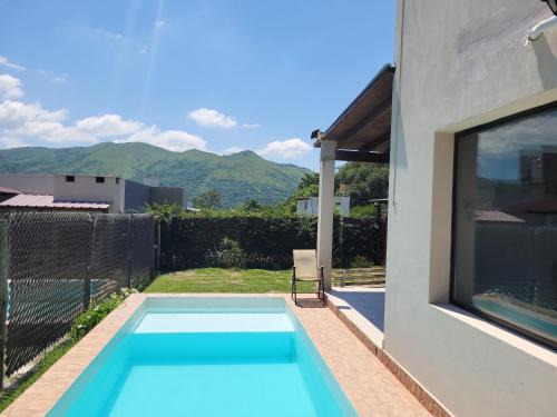 Vaqueros Casa | Casa con pileta en Vaqueros