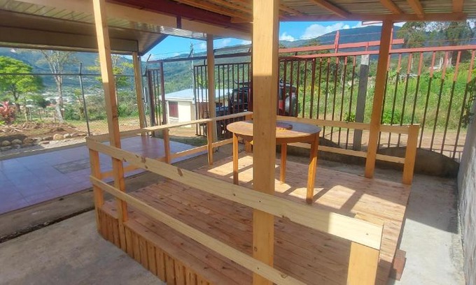 Santa Maria Casa | Casa con vista a valle de Dota y zona cafetalera