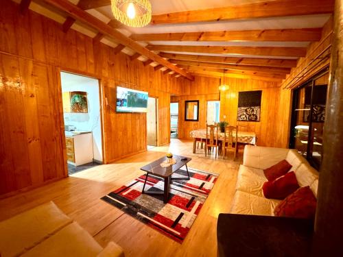 Valdivia Casa | Casa con vista al rio