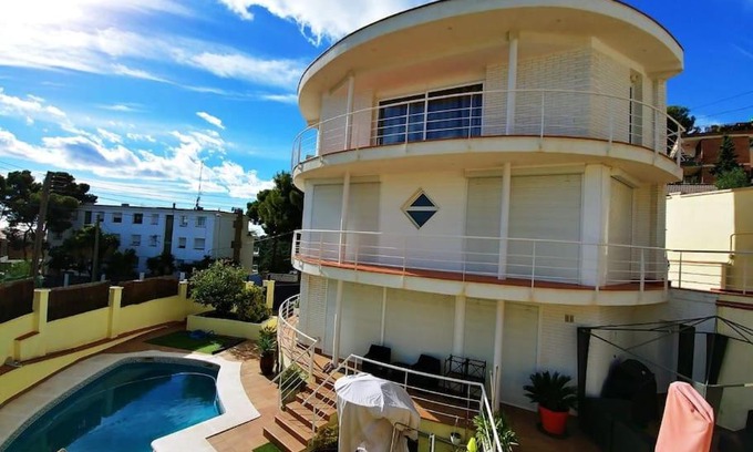 Castelldefels Casa | Casa con vistas al mar