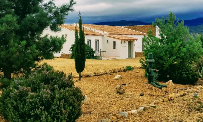 Serón Villa | Casa con Vistas (Villa rural española con apartamento grande)