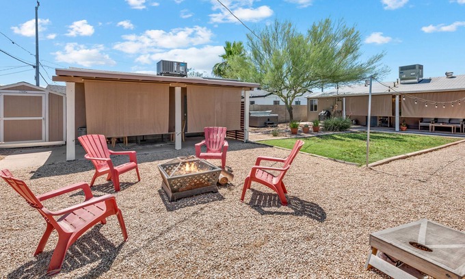 Coronado Casa | Casa Coronado : Downtown Phx w/ Hot-Tub & Fire Pit