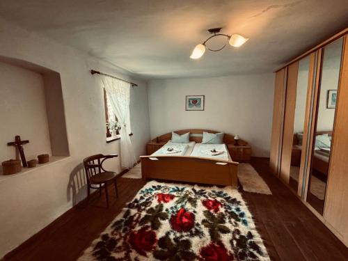 Jibert Casa | Casa cu struț Malancrav