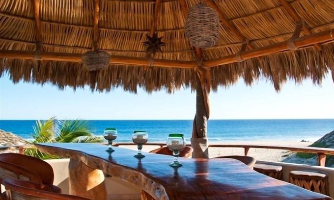 La Fortuna Villa | Casa Cuervo Beach Front Villa en Playa Tortuga - Baja Ca Sur