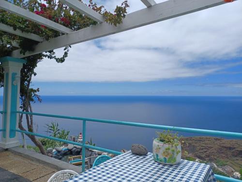 Tabua Casa | Casa d'Alegria Madeira Island