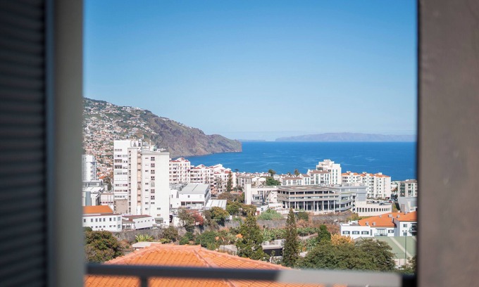 Sao Martinho Apartamento | Casa da Baía – 3BR Bay Views