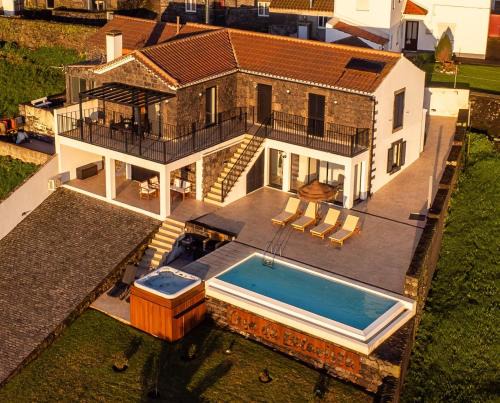 Nordeste Casa | Casa da Belavista with Jacuzzi