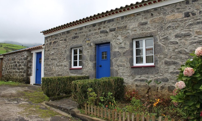 Nordestinho Cabaña | Casa da Burra - Es una casa rural, construida en piedra basáltica.