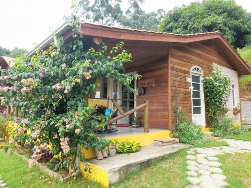 Gravatal Chalet De Esquí | Casa da Montanha: Minha Casa, tua Casa!