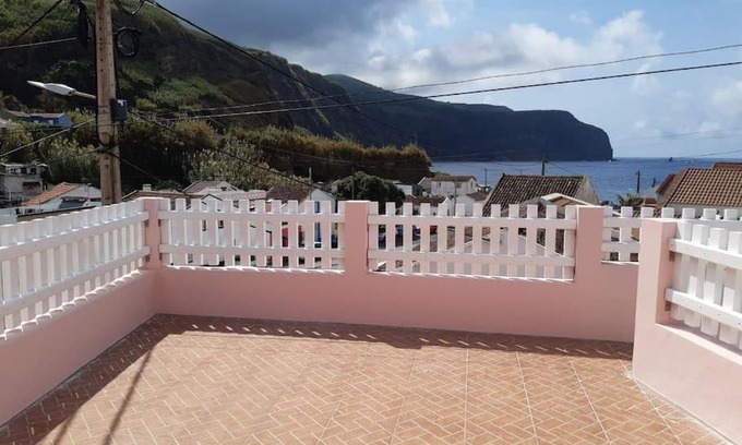 Mosteiros Casa | Casa da Ribeira - Mosteiros