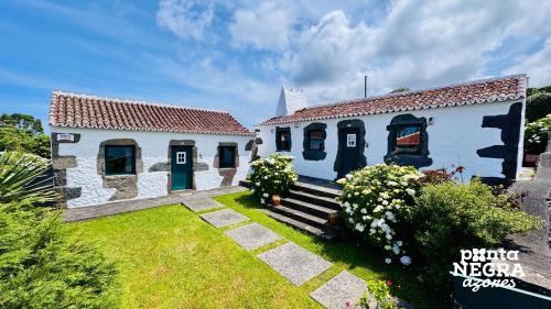 Angra do Heroismo Casa | Casa da Serreta by PontaNegraAzores