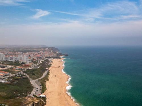Torres Vedras Casa | Casa da Vigia by StaySalmar