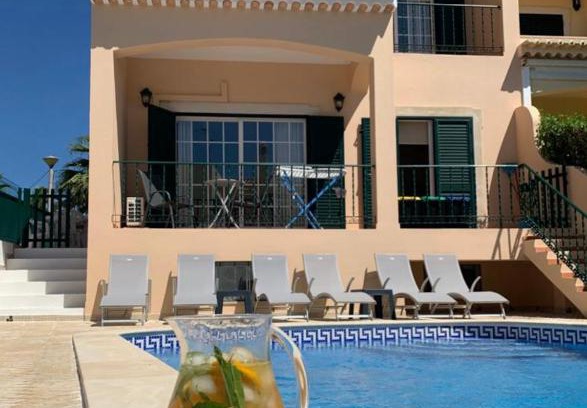 Lagoa Casa | Casa das Roseiras