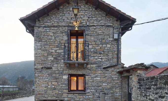 Oros Alto Casa | Casa de agroturismo a´pajera