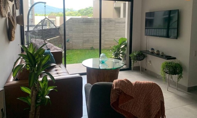 Santa Tecla Apartamento | Comfortable & Centric Apartment in a safe area -Santa Tecla- Condado Santa Rosa