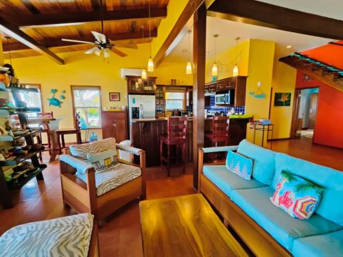 San Pedro Casa | Casa De Bonita Home