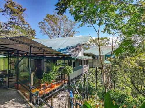 Parrita Casa | Casa de Cacao, A Treetop Cottage in Cacao Forest!