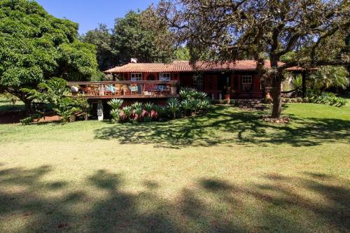 Santana de Parnaiba Casa | Casa de campo c lazer, bem equipada, pet friendly