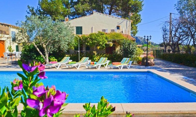 Pollensa Chalet De Esquí | Casa de Campo con Encanto