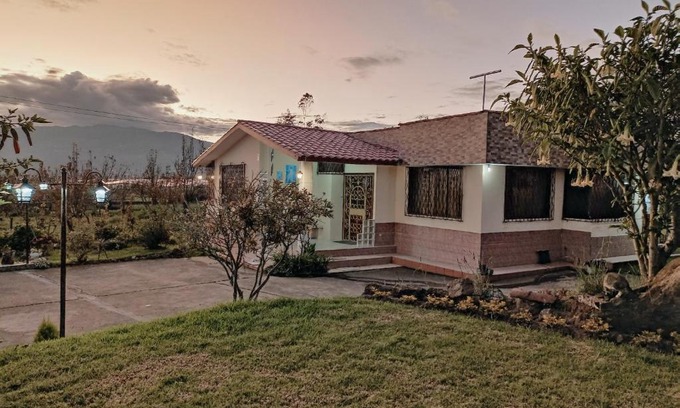 Píllaro Casa | Casa de campo Pillaro - Activa