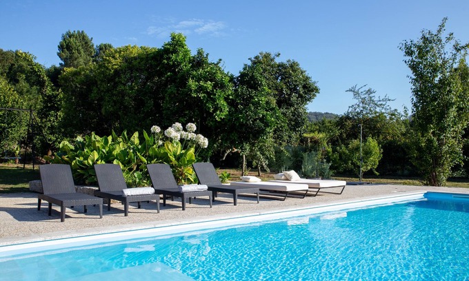 Pevidem Cabaña | Cardido House - Piscina privada