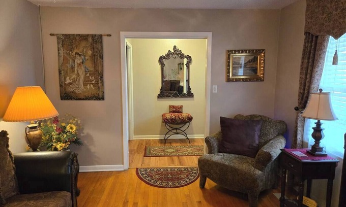 Westover Casa | Casa de Castillo has no cleaning fees