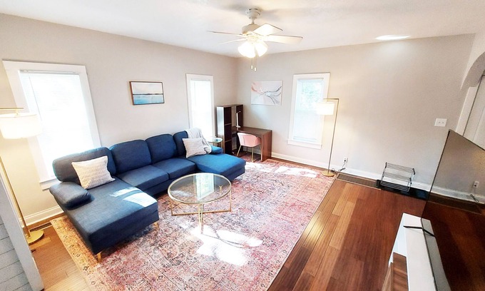 Columbia City Apartamento | Casa de Columbia. 2BR/1Ba