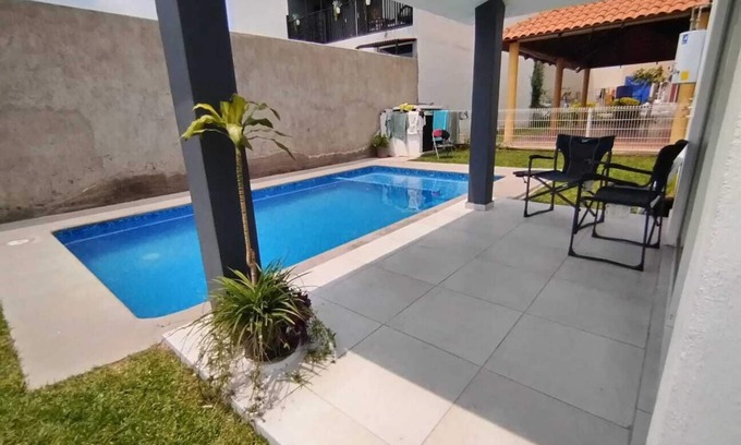 Tlajomulco de Zuniga Casa | Casa de descanso con alberca a 40 mins de Guadalajara