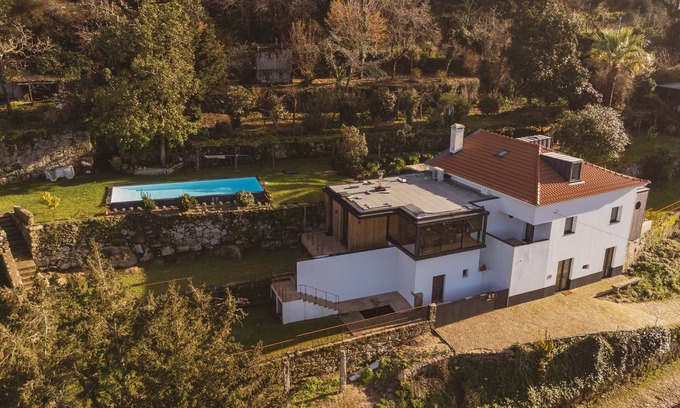 Lanhelas Casa | Casa de Férias com Piscina e Vista Fantástica