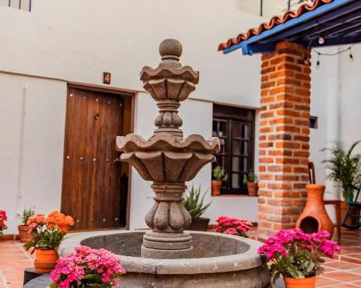 Guadalajara Casa | Casa de hospedaje -La Abadía de San Pedro