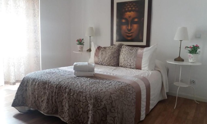 Embajadores Casa | Casa de Huéspedes Prada